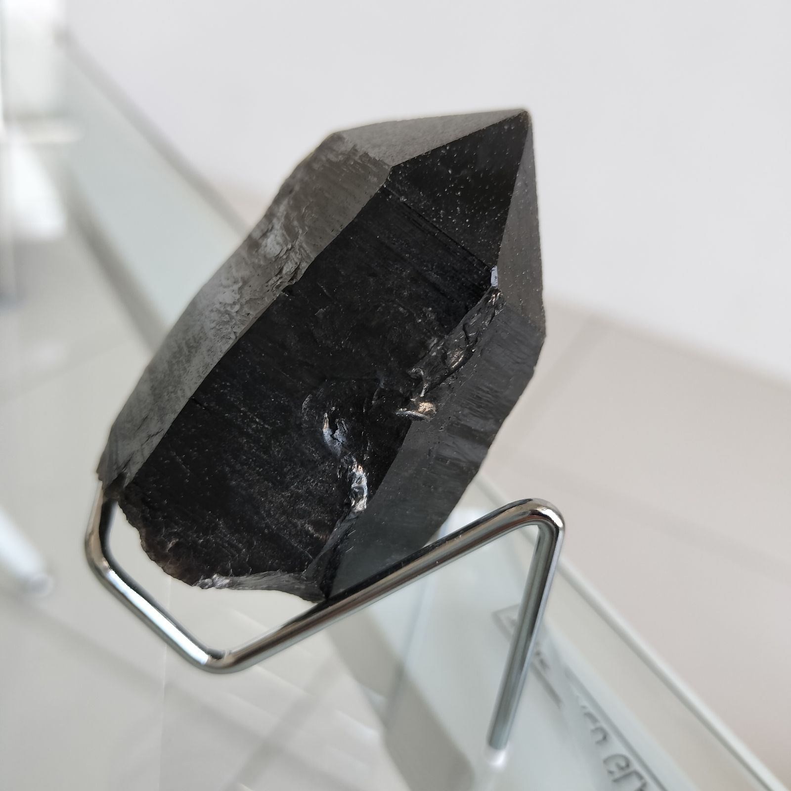 最高級モリオン=黒水晶[LX5E]原石 中国山東省産 台座付きインテリア 魔 