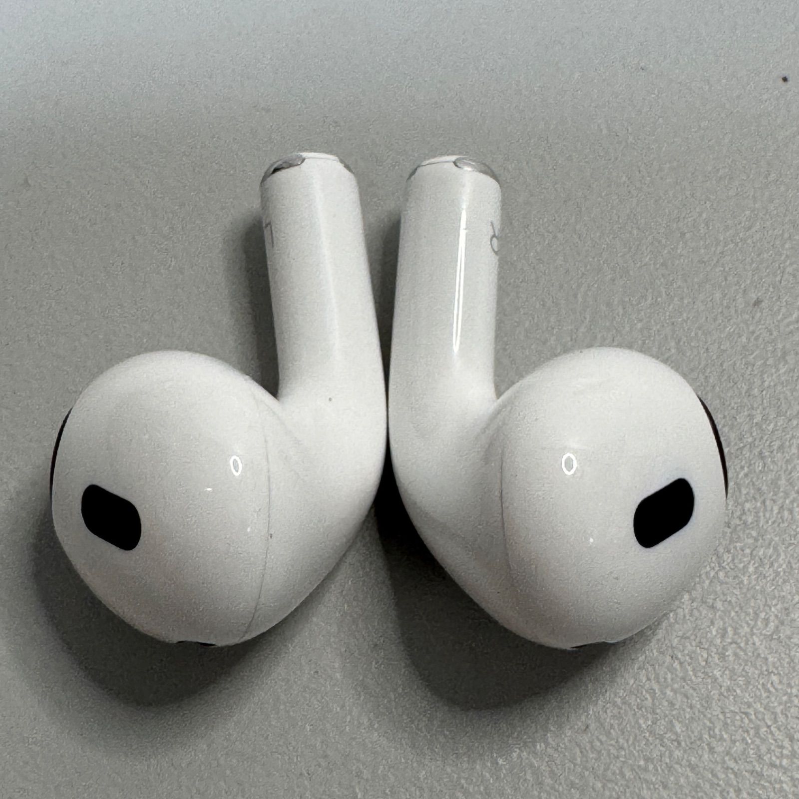 Apple アップル AirPods Pro 第2世代 A2698 A2699 A2700 本体