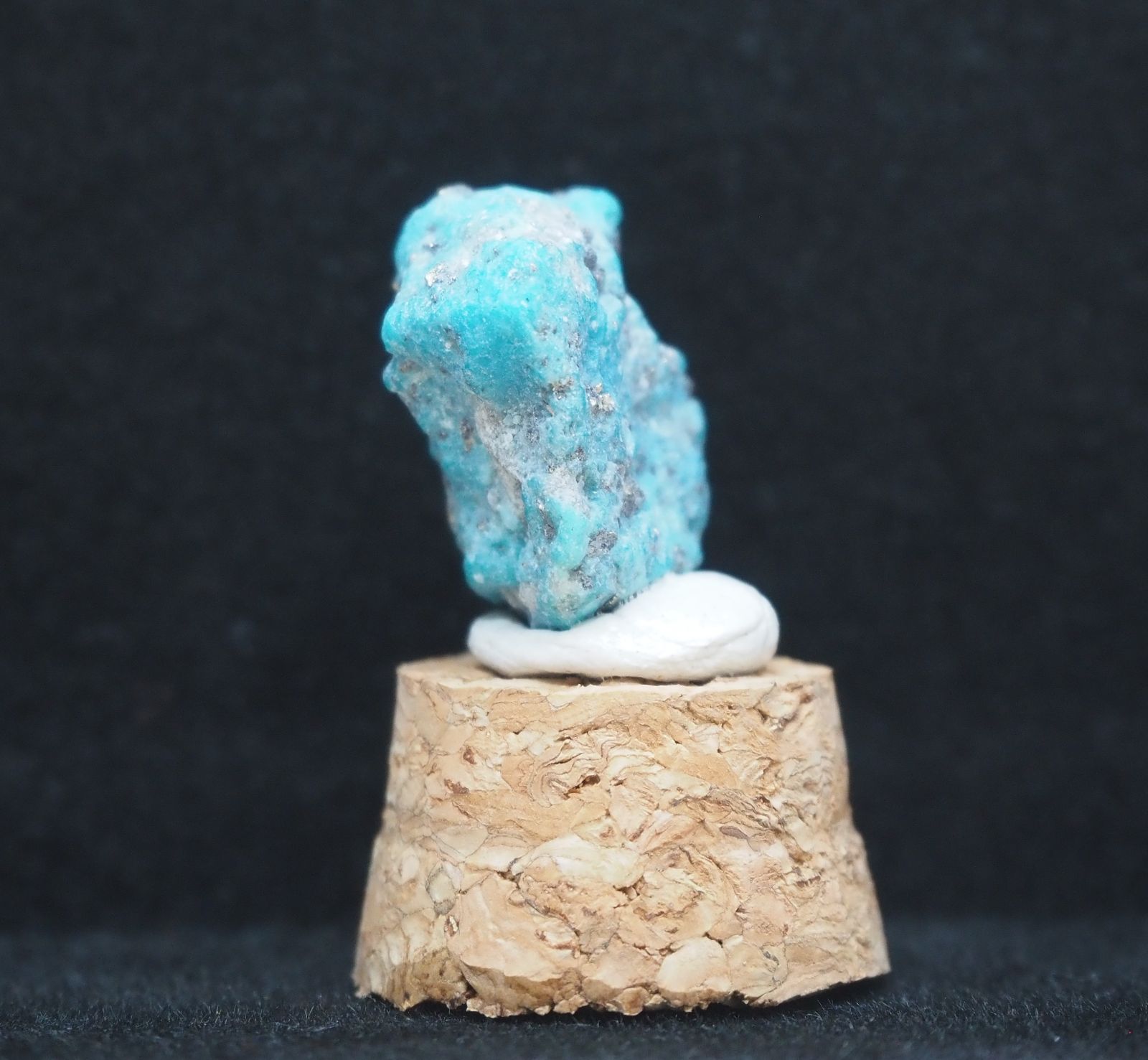 原石/送料込み】イラン産トルコ石（ターコイズ原石）