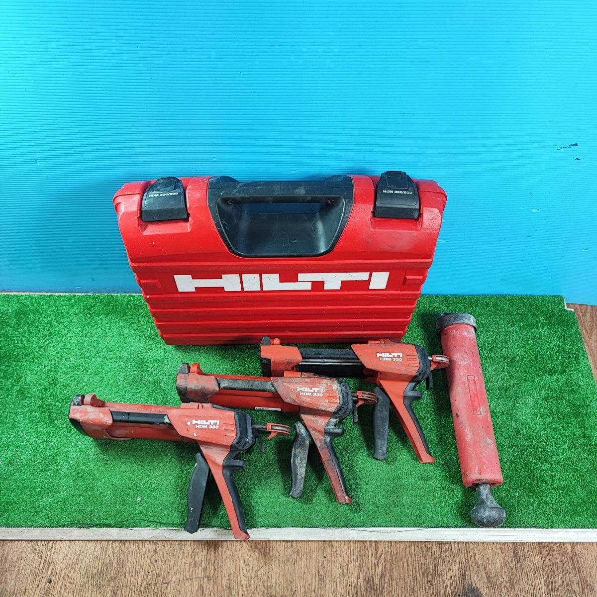 ◇ヒルティ(HILTI) 手動式接着剤ディスペンサー HDM330【岩槻店】 ◇ヒルティ(HILTI) 手動式接着剤ディスペンサー HDM330【岩槻店】