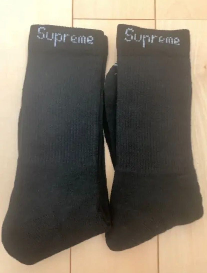 専門店では 新品、未使用 Supreme®/Hanes® Crew Socks 黒 ソックス ...