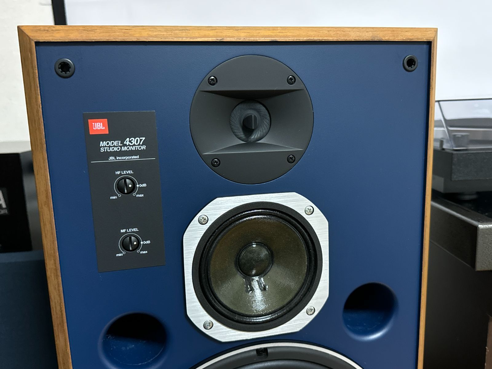 JBL4307 STUDIO MONITOR SPEAKER PAIR USED