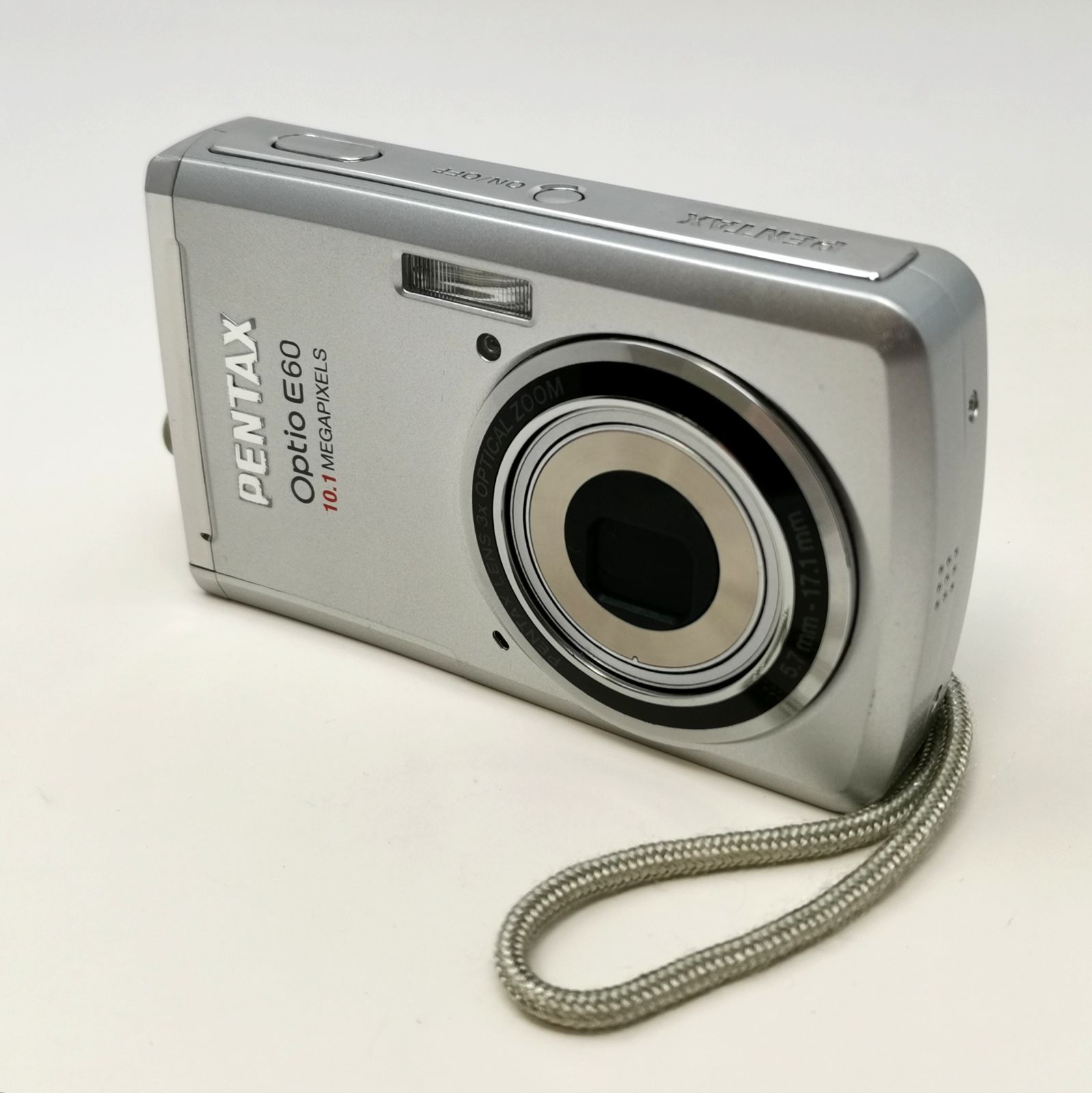 PENTAX Optio E60 コンパクトデジタルカメラ Optio E60｜コンパクトデジタルカメラ | RICOH IMAGING