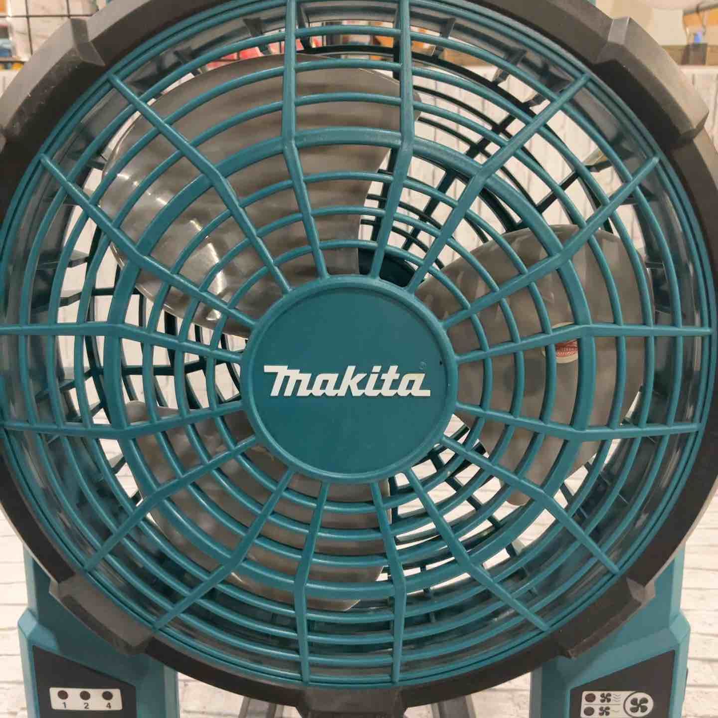未使用品】☆マキタ(makita) コードレスファン CF201DZ【川口店 