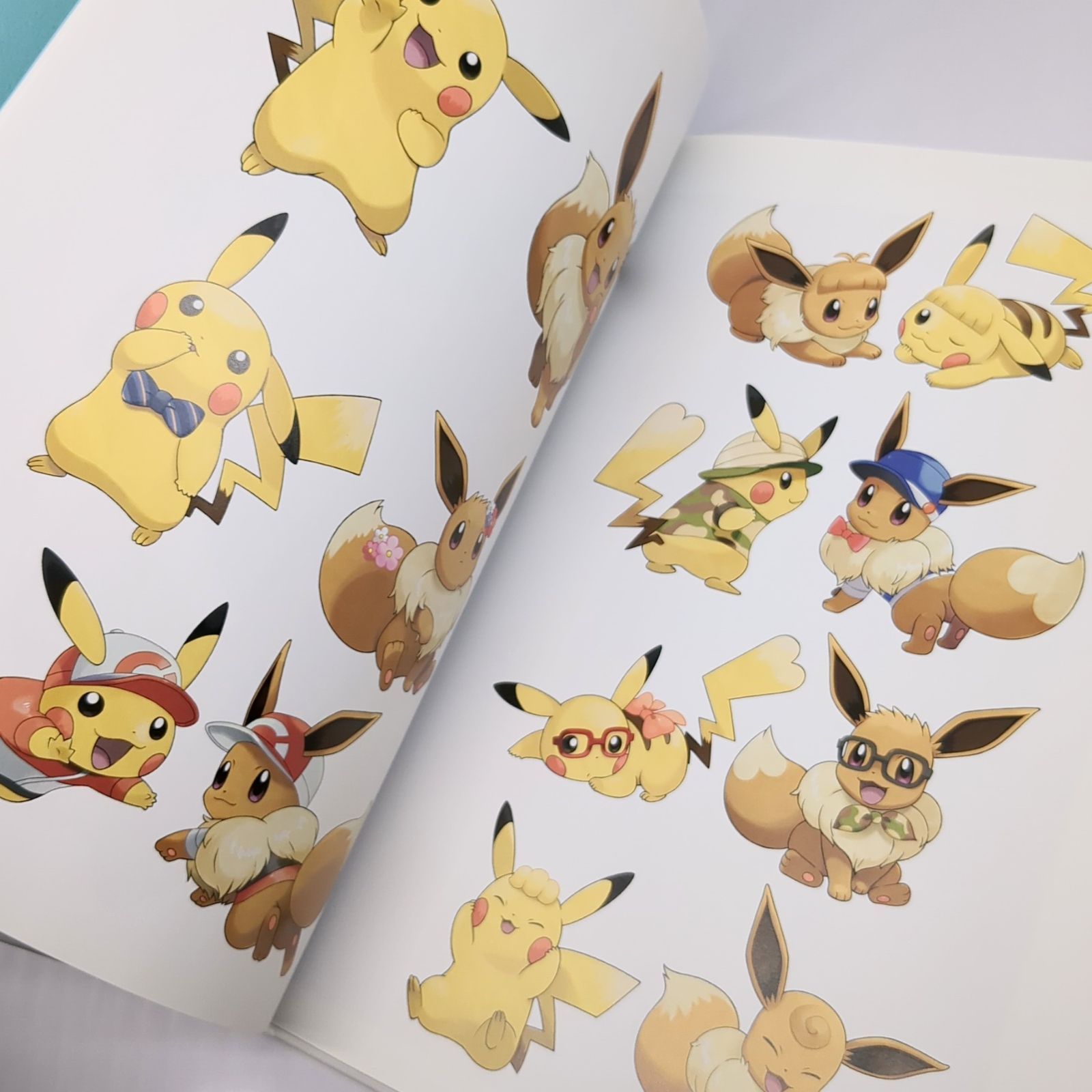ポケモン アートブック レッツゴー ピカチュウ イーブイ クリアファイル付き ポケモンセンター、ピカチュウイーブイの予約でフィギュアや