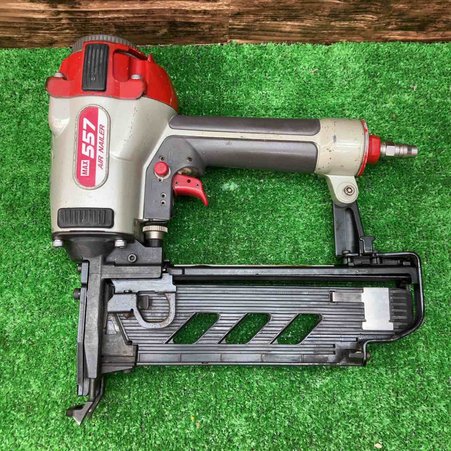 ▽開封済み・美品▽MAX 常圧フロアタッカー TA-557F/957Tフロア