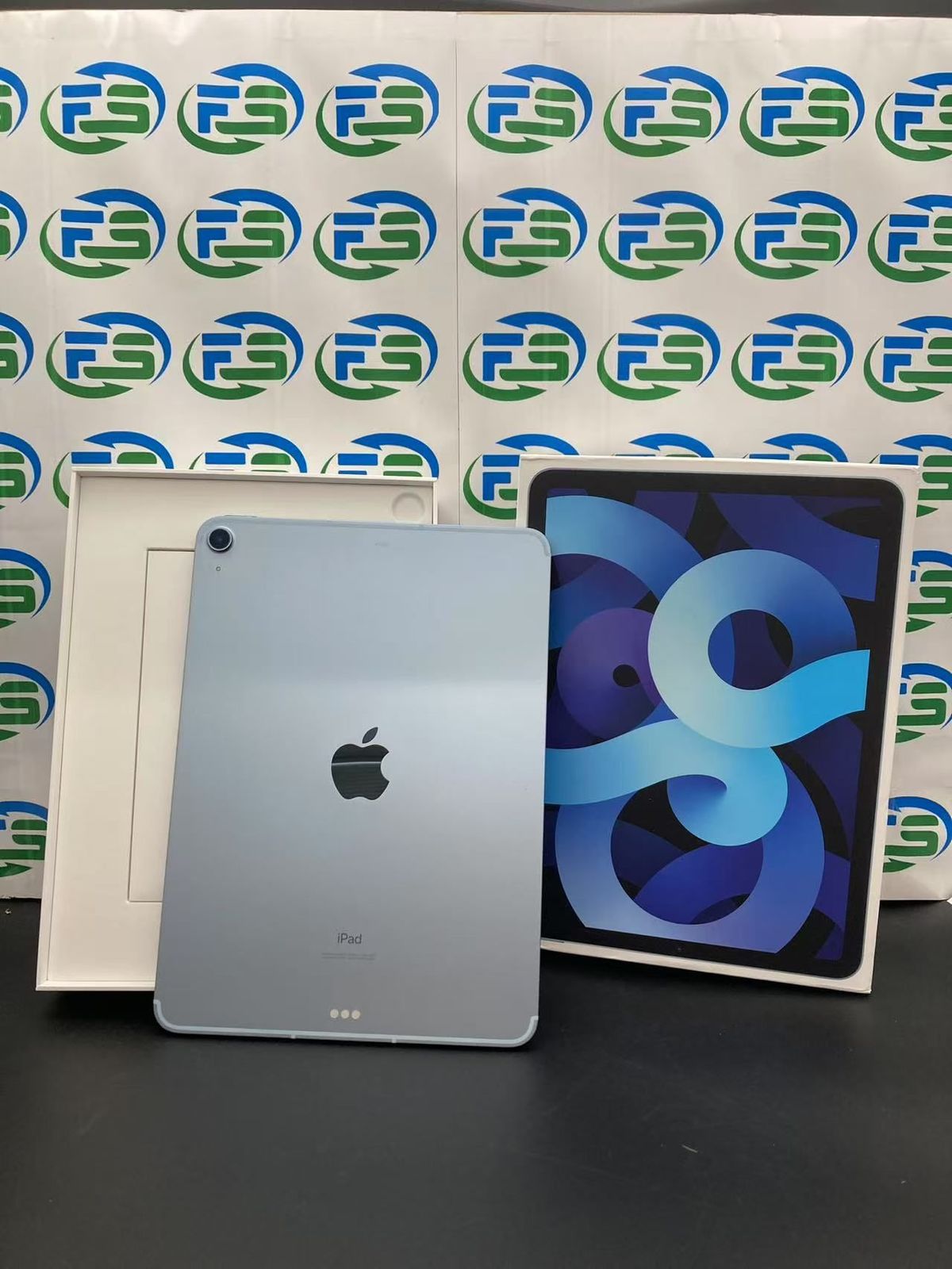 〔中古〕Apple(アップル) iPad Air 第4世代 64GB ローズゴールド MYFP2J／A Wi-Fi〔276-ud〕