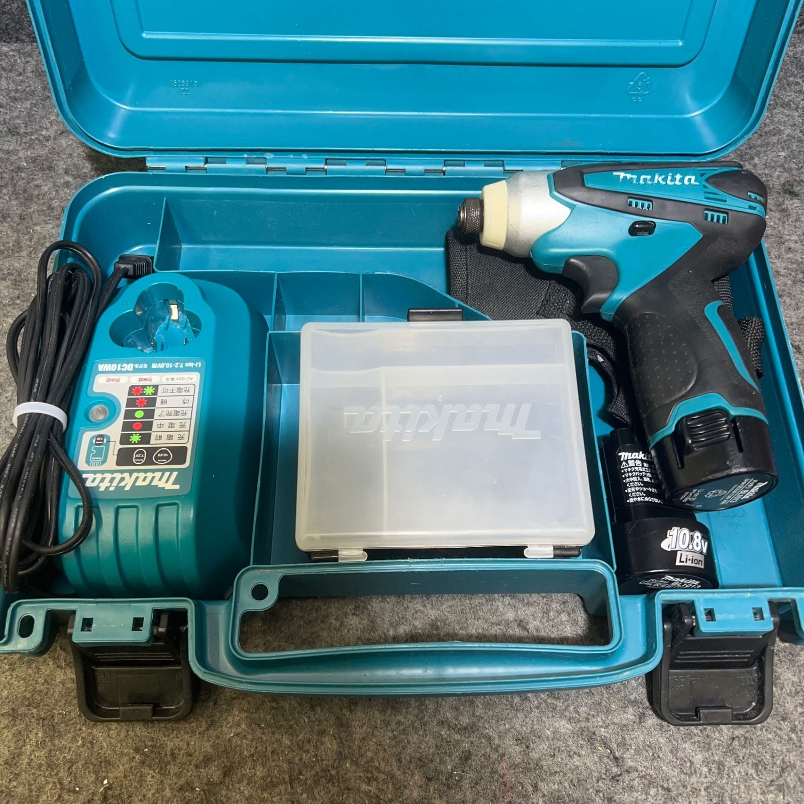 マキタ 充電式インパクトドライバー TD090DWX makita ☆マキタ(makita 