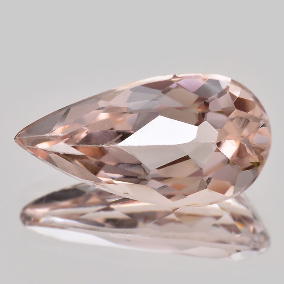 天然 モルガナイト 1.94ct ルース ペアシェイプ カット