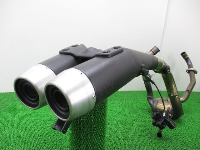 ハイパーモタード1100SP マフラー 573.1.105.2A ドゥカティ 純正 2010年式外し コンディション良好 コケキズ無し フルエキ 【中古】 7 ハイパーモタード1100SP マフラー 573.1.105.2A ドゥカティ 純正 2010