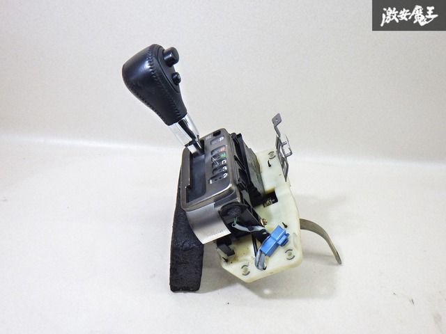 ストア出品 TOYOTA トヨタ 純正 プログレ JCG10 シフトレバー AT TA-JCG10 1JZ-FSE シフトノブ 即納 棚 25-3
