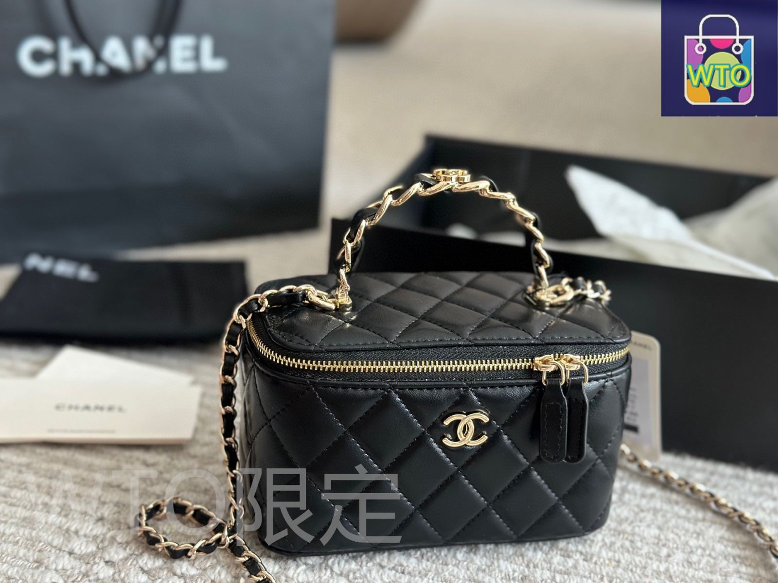 今日特価】Chanel シャネル クラシックハンドルボックスバッグ