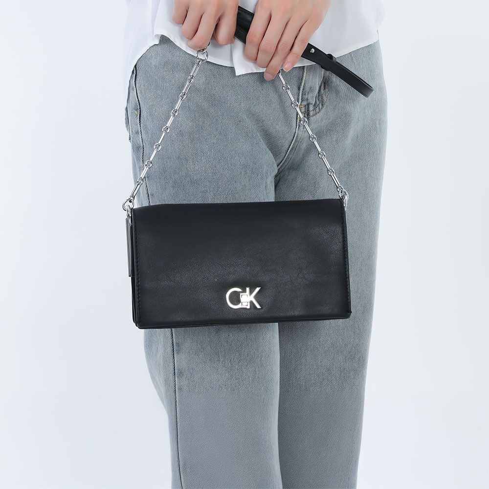 新品 Calvin Klein カルバン クライン LV04F3103G UB1 ショルダー 