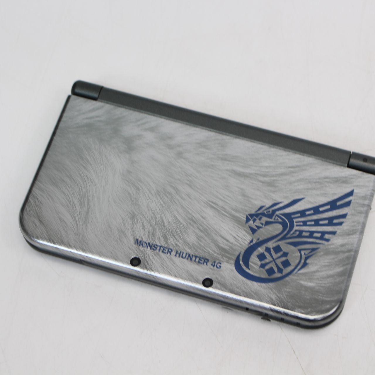 224)Newニンテンドー3DS LL モンスターハンター4G スペシャルパック