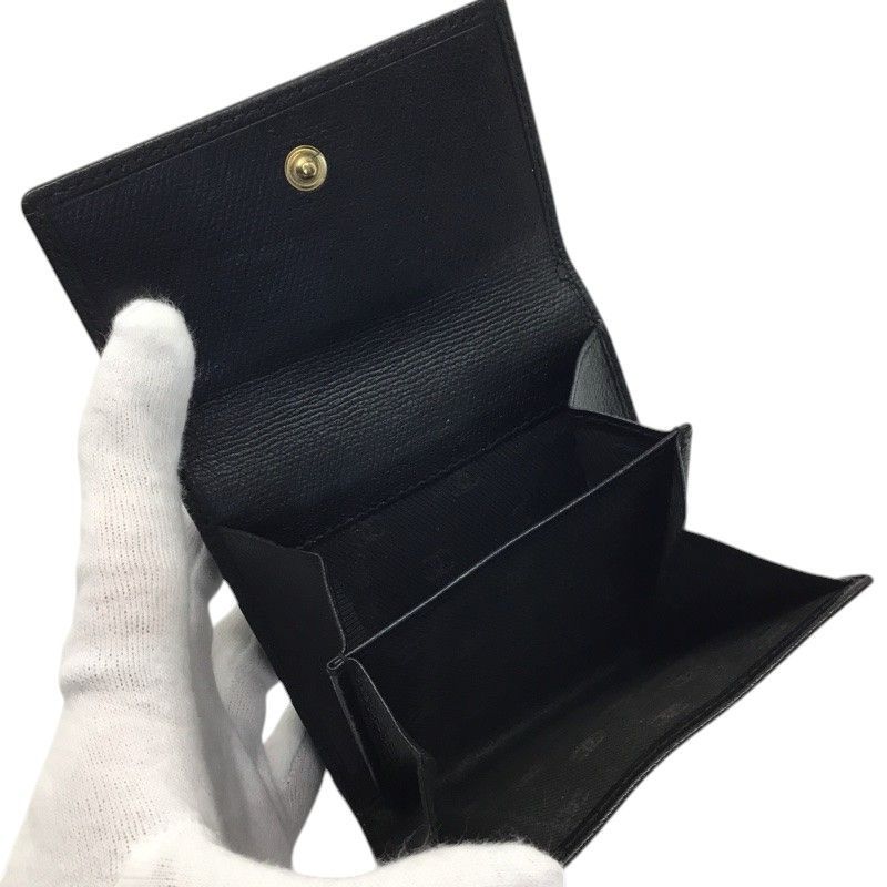シ*✨様 CHANEL シャネル ブラックレザー 二つ折り財布【me90】 CHANEL シャネル ブラック レザー 二つ折り財布 - メルカリ