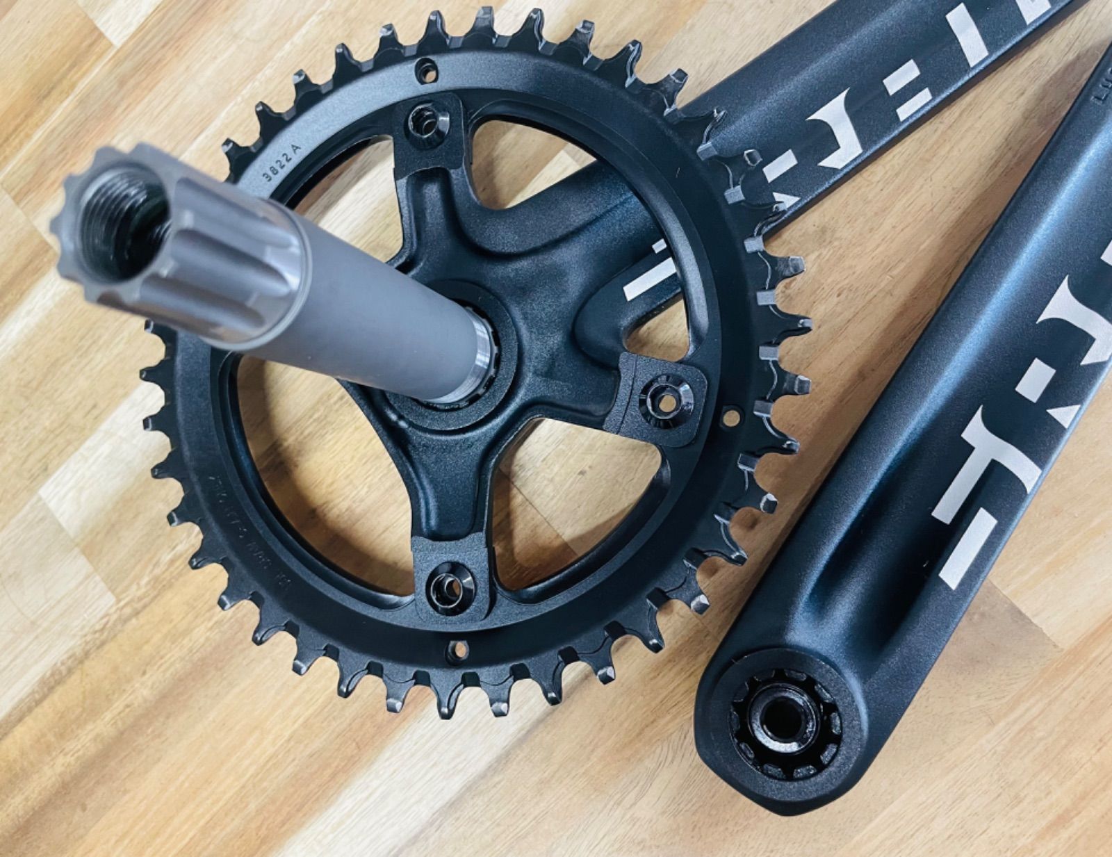 美品】 SRAM APEX1 クランクセット GXP 40T 170mm フロントシングル 