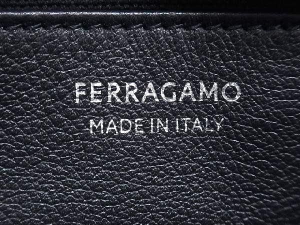 □新品同様□ Salvatore Ferragamo フェラガモ レザー クラッチバッグ  