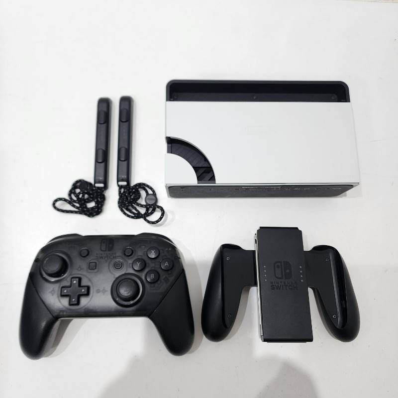 ホワイト ゲーム機