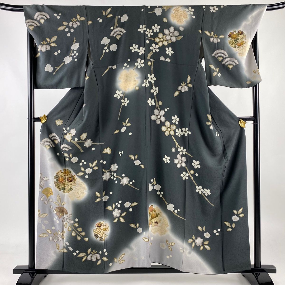 訪問着 身丈156cm 裄丈70cm L 袷 バチ衿 雪輪 菊 金糸 金彩 墨色