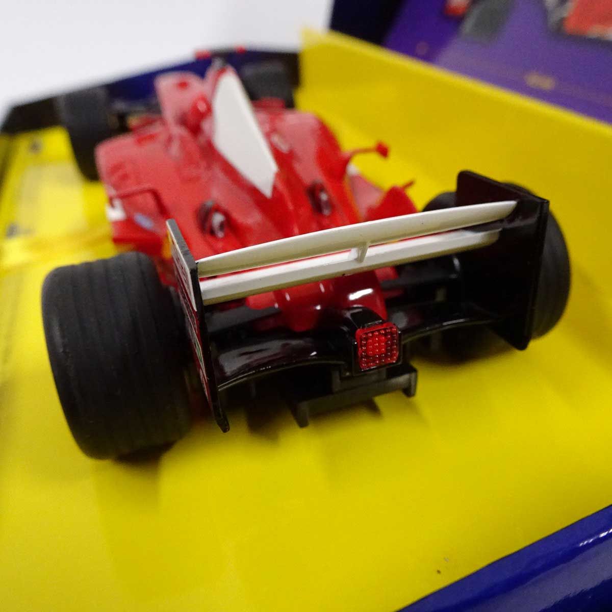 未使用】Scalextric 1/32 スロットカー Ferrari F2004 Michael ...