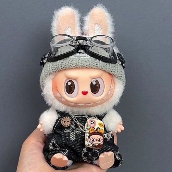 mao♡ 　LABUBU ぬいぐるみ お着替え 3個セット mao♡ 様専用 LABUBU ぬいぐるみ お着替え 3個セット