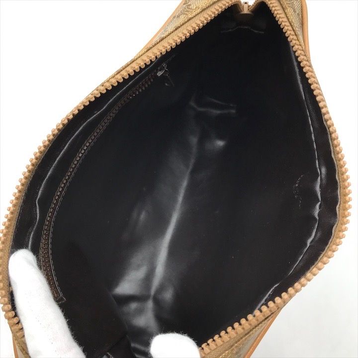 良品 CELINE セリーヌ トリオンフ マカダム PVC レザー クラッチ