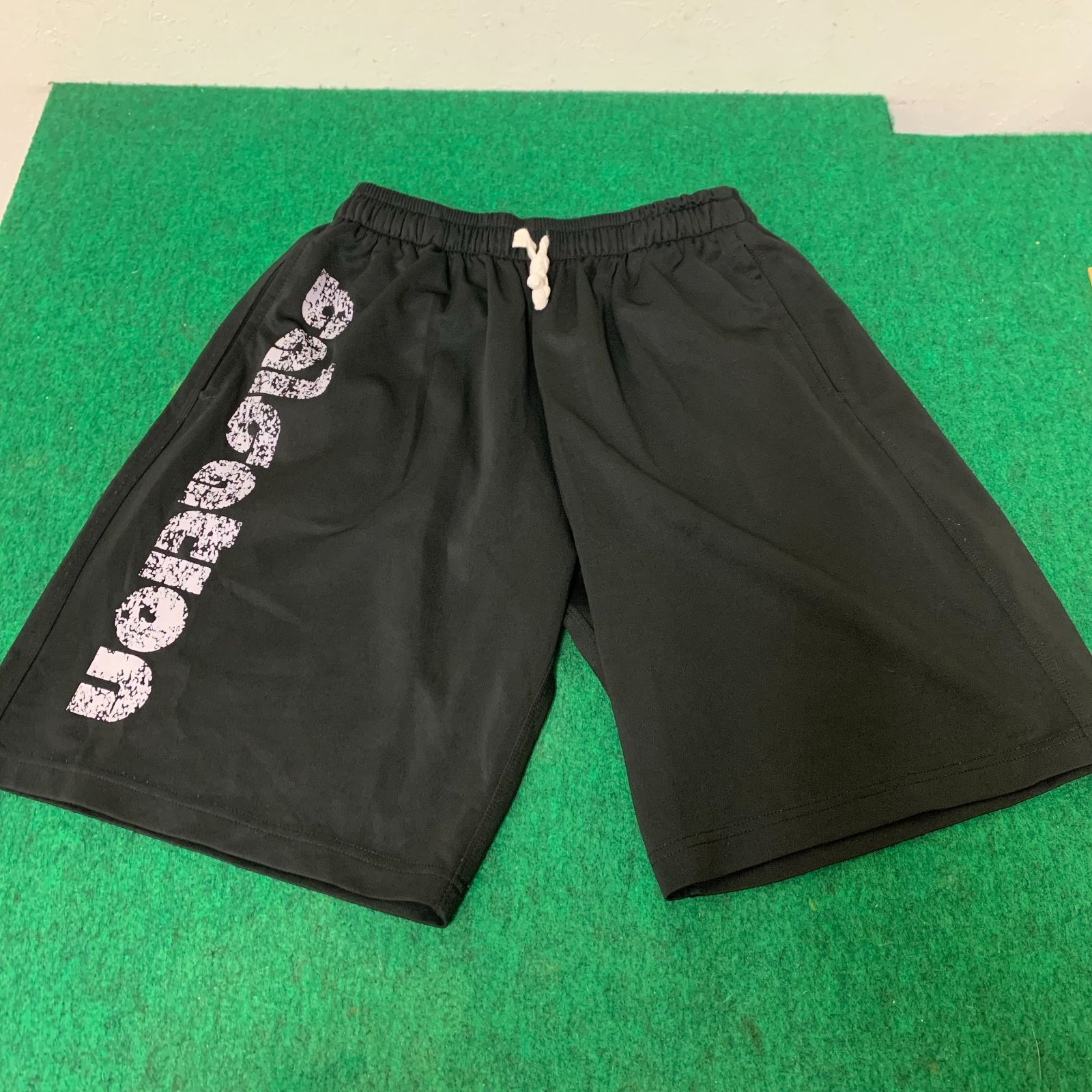 Salsation 新商品ハーフパンツ未使用 〇【中古美品】salsation サルセーション ロゴ入り ハーフパンツ