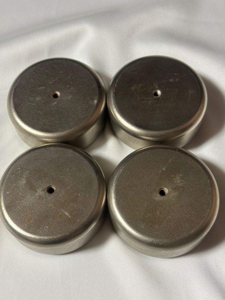 金属製 重量級 ポイントベース スパイク受けインシュレーター 4個セット 品