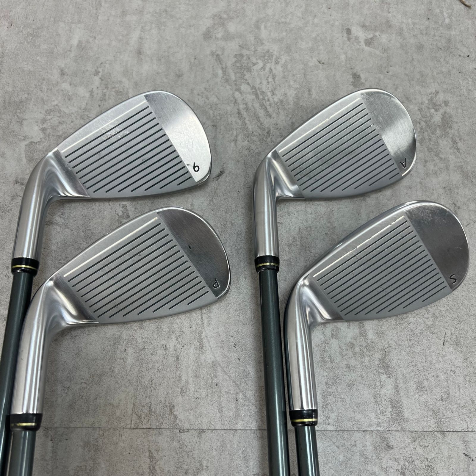 PRGR - PRGR　プロギア 　905　SPEED　IRONS 　スピードアイアン　レディースゴルフ　アイアン8本セット　カーボン　A　右利き用　中空ヘッド PRGR プロギア 905 SPEED IRONS スピードアイアン レディース