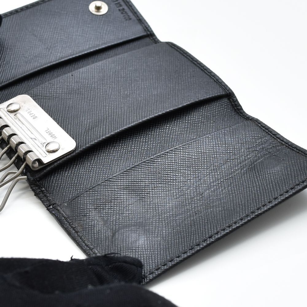 中古USED PRADA キーケース サフィアーノ 6連 ロゴ 7929227398 中古USED PRADA キーケース サフィアーノ 6連 ロゴ 7929227398