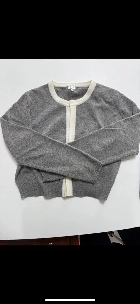  ALPACA ロイヤルアルパカ ニットジャケット Lサイズ 水色 オーデマ ピゲ26715ST.ZZ.1356ST.01を購入する | Chrono24