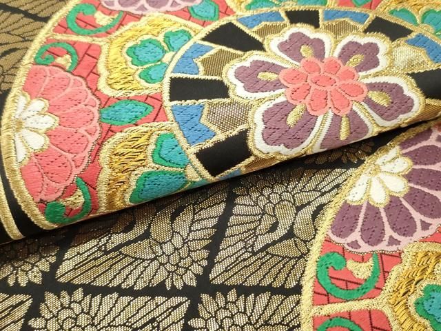 平和屋着物●六通柄袋帯　慶長能衣　唐織　源氏車菱鶴花唐草文　黒地　金糸　正絹　逸品　DAAV9467ob 平和屋着物○六通柄袋帯 慶長能衣 唐織 源氏車菱鶴花唐草文 黒地 金糸