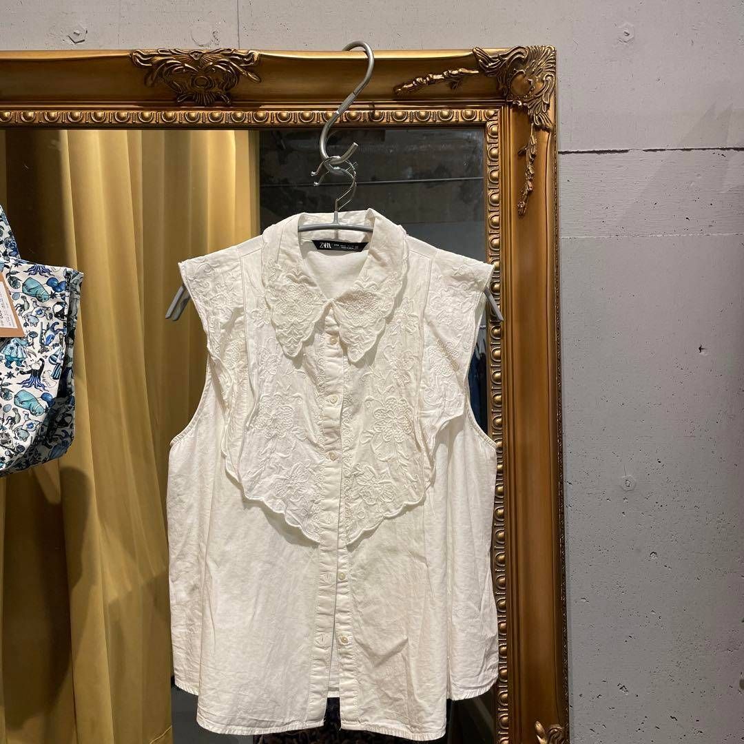 ZARA ザラ M 刺繍 ブラウス シャツ トップス ノースリーブ フリル 