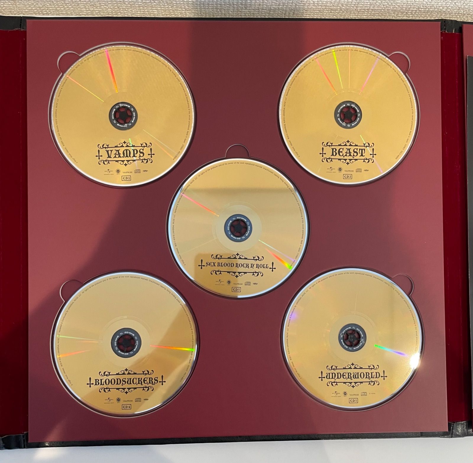 VAMPS COMPLETE BOX GOLD 最も安い DISC Edition K11766 VAMPS COMPLETE BOX GOLD 最も安い DISC Edition K11766