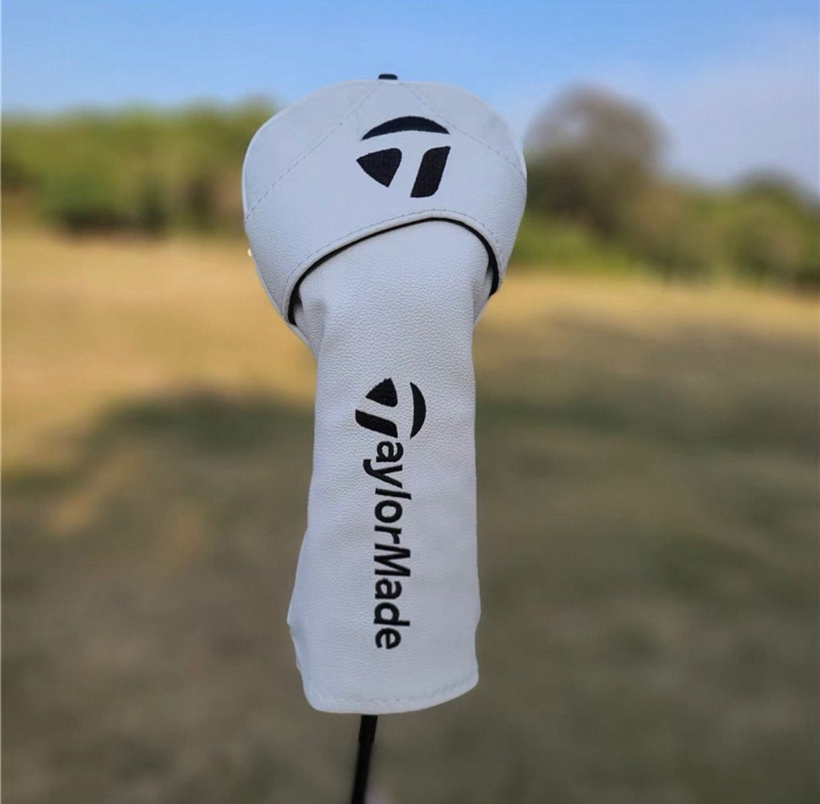 新製品4点セット】テーラーメイドシンプルユニセックスゴルフクラブ