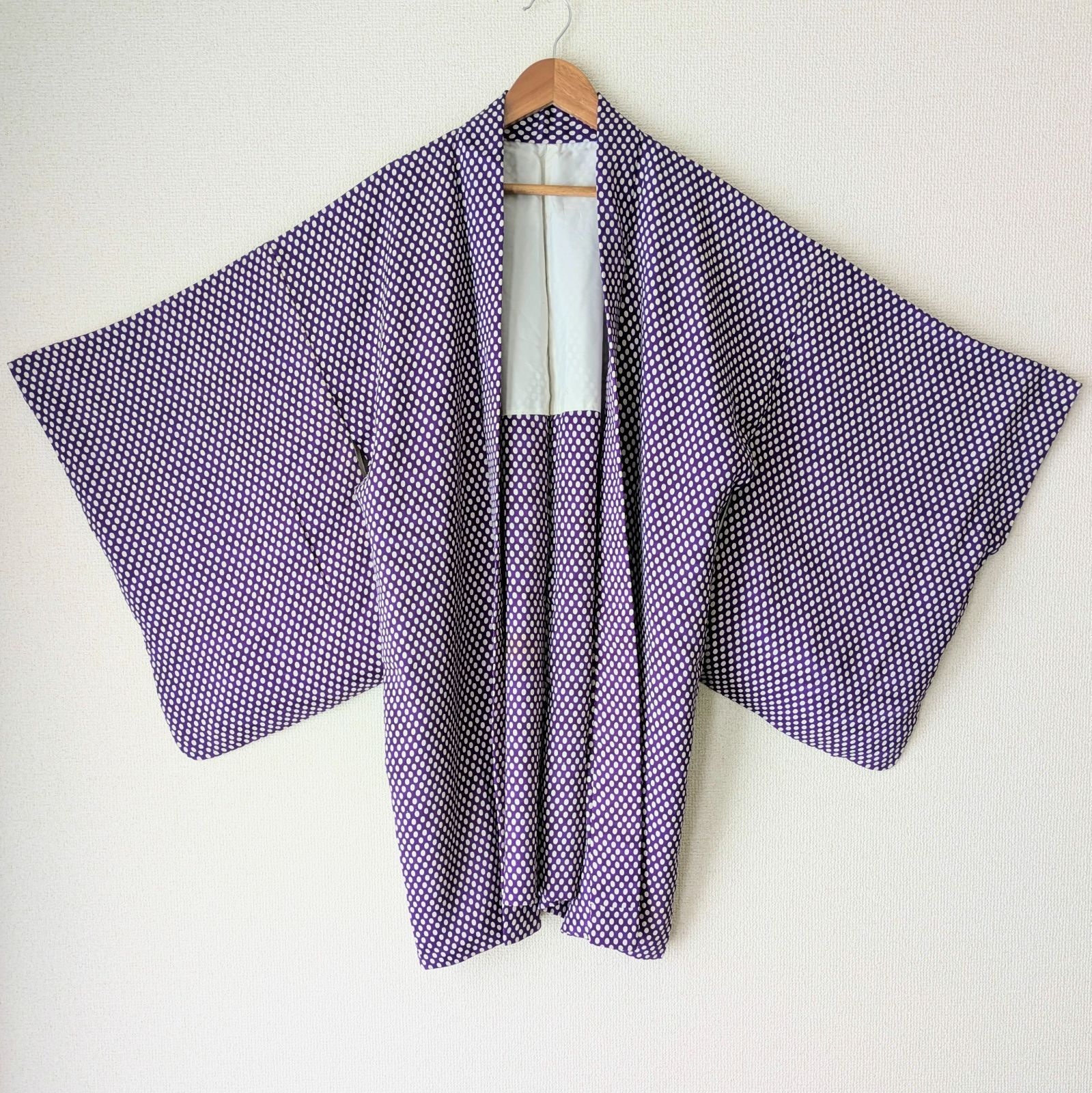 Japanese Vintage Haori Long Purple Polka dots pattern Silk Kimono Jacket Old-ⅽloth 長羽織 羽織 正絹 紫 白 水玉模様 古布 時代布 一点物 大正浪漫 和洋折衷