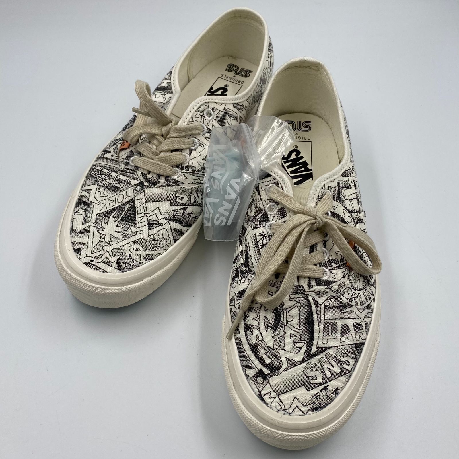 VANS AUTHENTIC ローカットスニーカー 721356 27.5cm ホワイト 柄物 ...