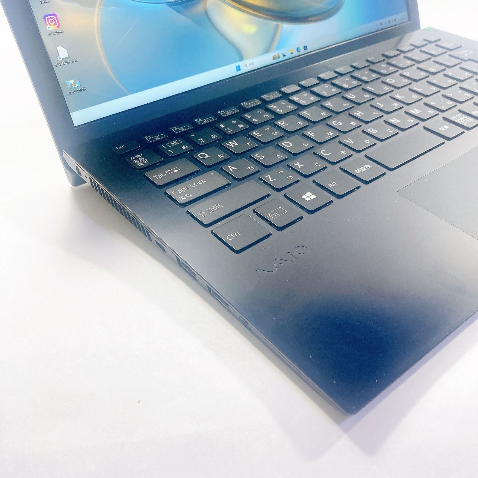 507✨第8世代 快適 /Core i5 /Office付き /爆速SSD / 8GB/ VAIO✨すぐ