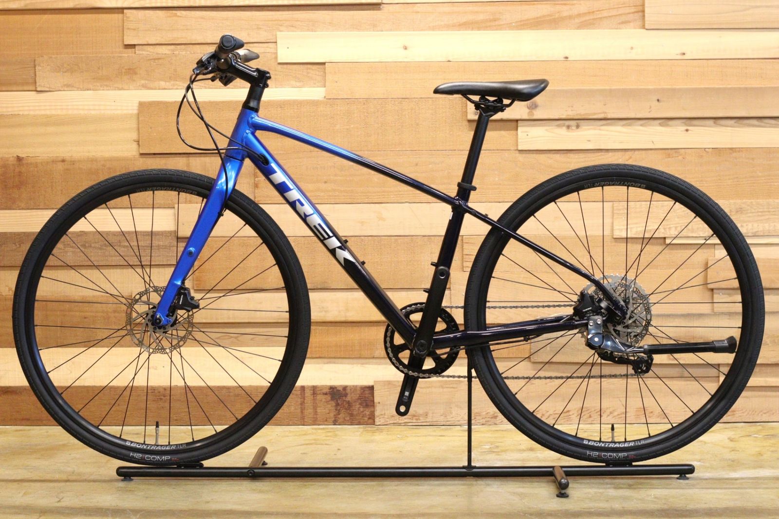 TREK FX3 DISC 油圧ディスクブレーキ　クロスバイク 値下げ】TREK FX3 Disc ブレーキ//サイクルコンピュータほか一式セットで！