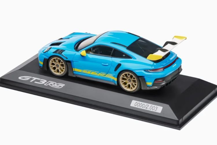 2点おまとめ 専用になります ミニチャンプス 1/43 ポルシェ 911 992 GT3 RS デイトナ24時間 2003