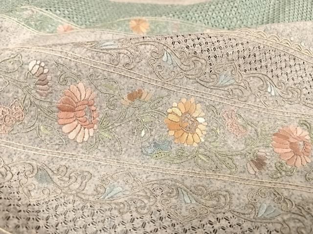 平和屋着物●総刺繍　訪問着　本場染大島紬　中国三大刺繍　スワトウ刺繍　汕頭刺繍　相良刺繍　花唐草文　正絹　逸品　AABA4460np 平和屋着物○総刺繍 訪問着 本場染大島紬 中国三大刺繍 スワトウ刺繍