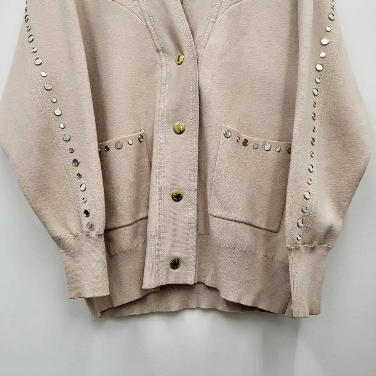 スタッズ トリム