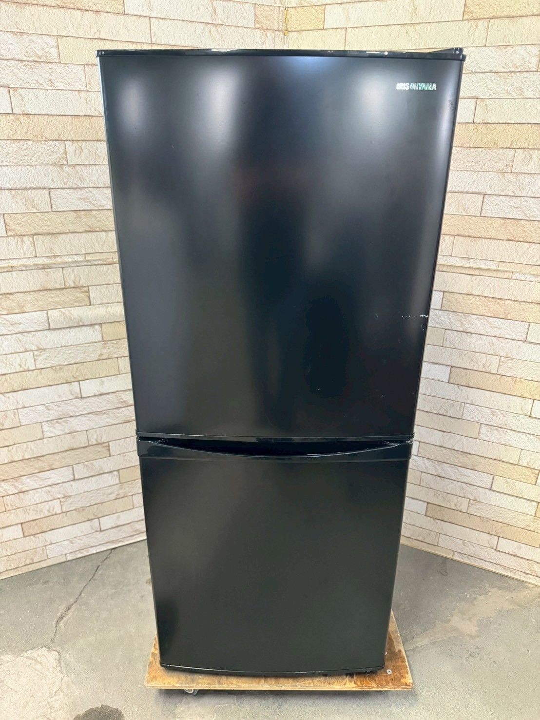 【高年式】大阪送料無料★3か月保障付き★冷蔵庫★アイリスオーヤマ★2ドア★2023年★IRSD-14A-B★IR-675 大阪送料無料☆3か月保障付き☆冷蔵庫☆アイリスオーヤマ☆2ドア☆2023