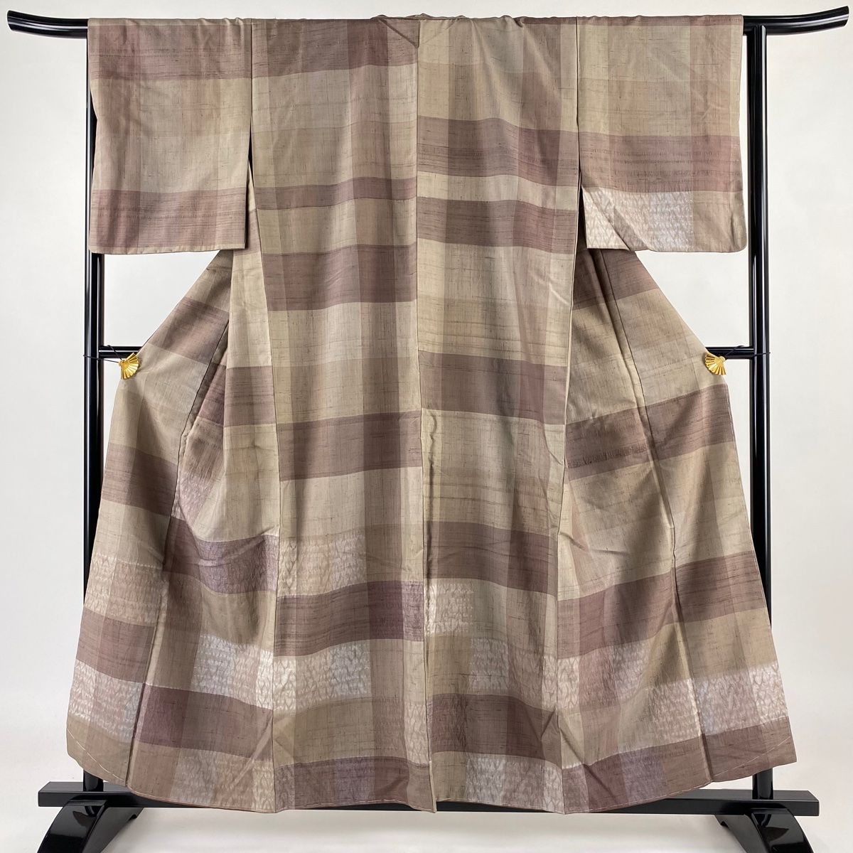 oddity0727様リクエスト 鷺 縦縞紬付下げトールサイズ裄丈70帯セット サギ 鷺 縦縞紬 付下げ トールサイズ裄丈70 訪問着・付下げ |