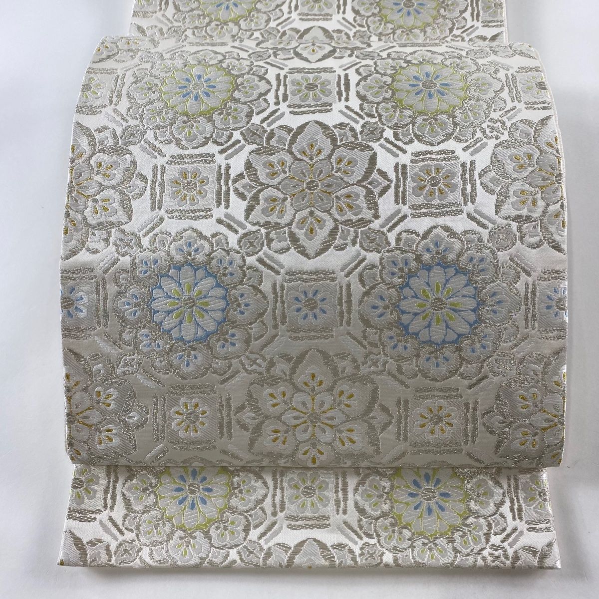 袋帯 美品 秀品 亀甲 銀糸 箔 灰色 六通 正絹 【中古】 袋帯 美品