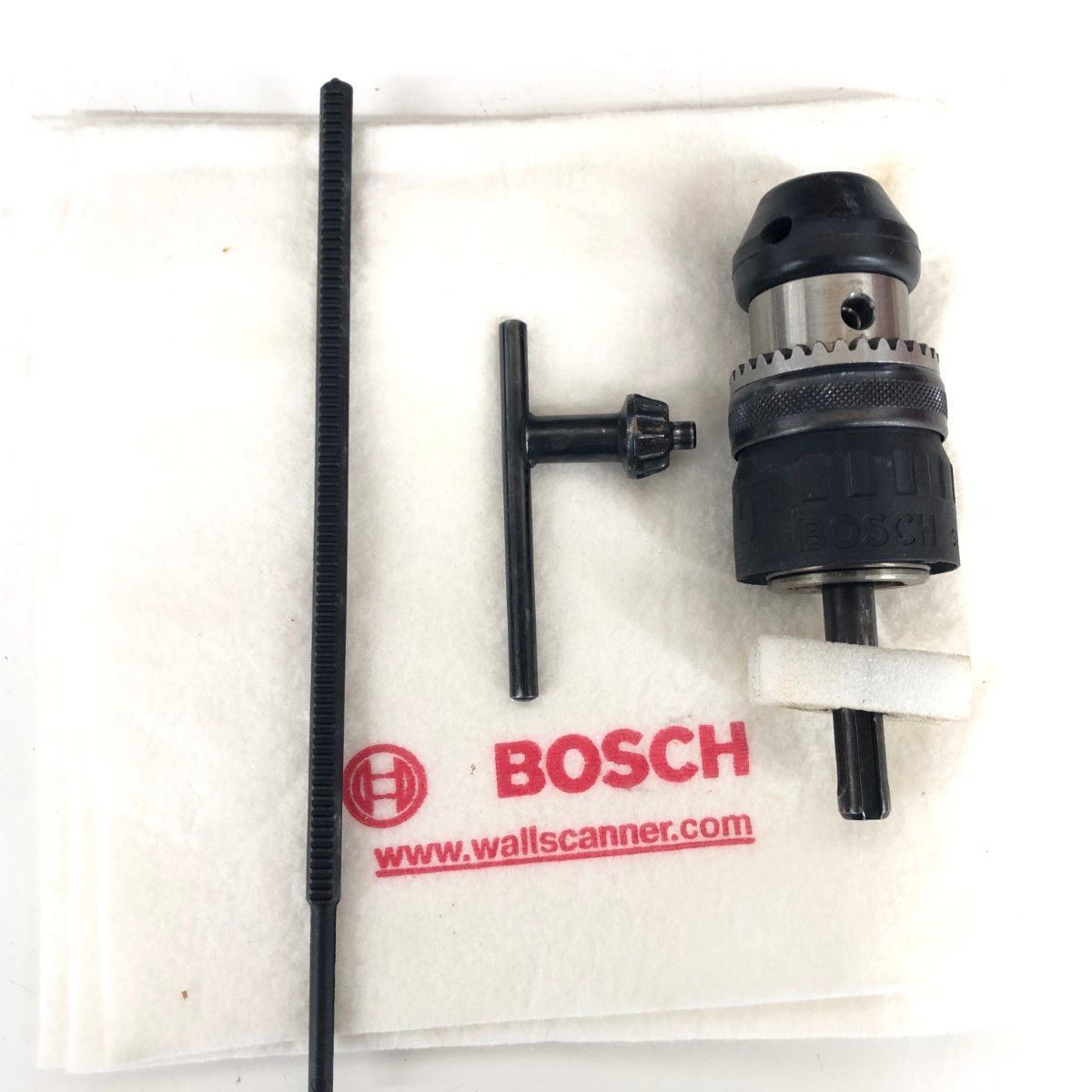 ДД【中古】BOSCH ボッシュ ハンマドリル 充電器・充電池2個・ケース付 GBH36v-LIY やや傷や汚れあり