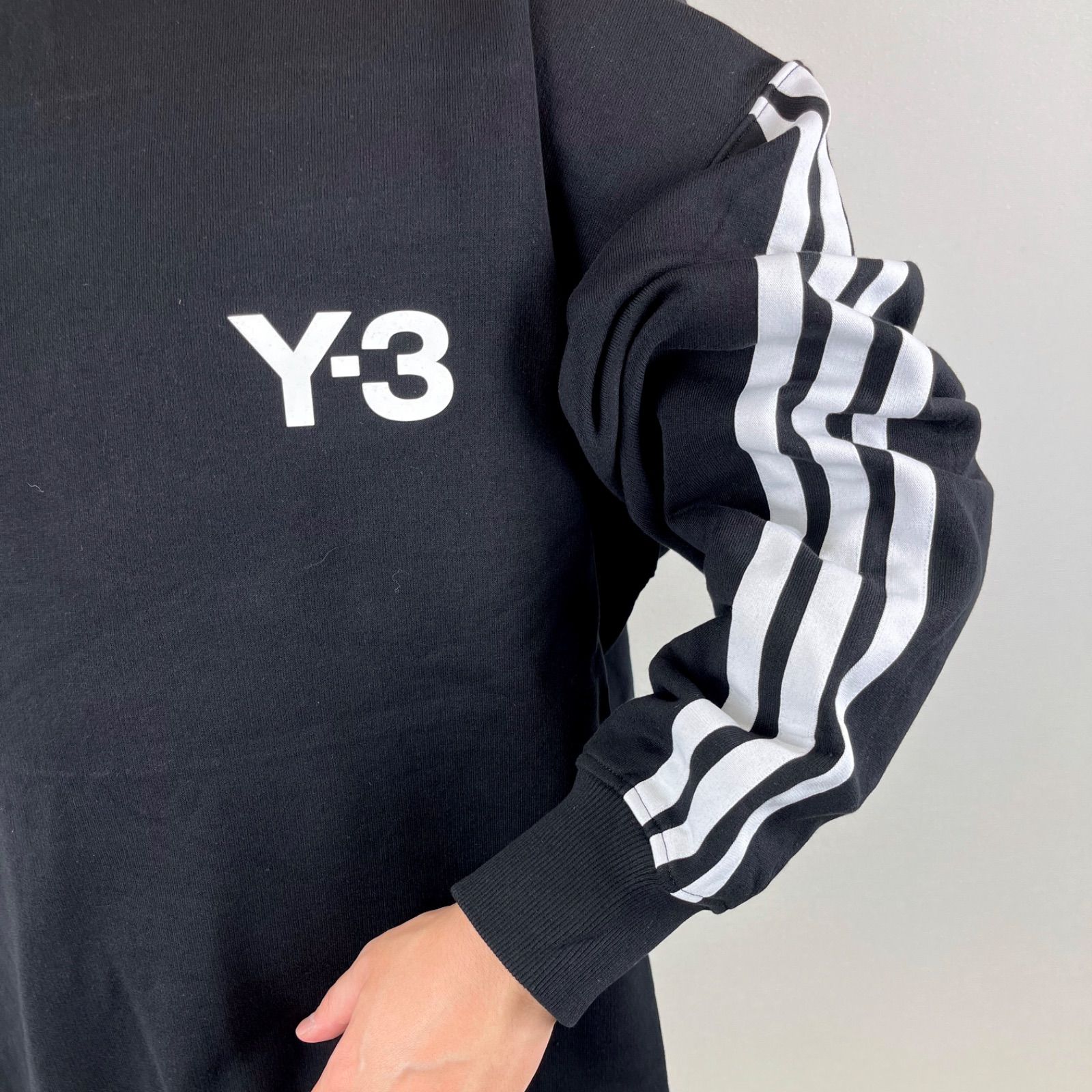 定価36300円】Y-3 スリーストライプススウェットトレーナー