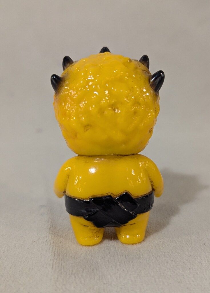REALHEAD PEEK A BOO TOY リキ押忍 黄色成型 - メルカリ