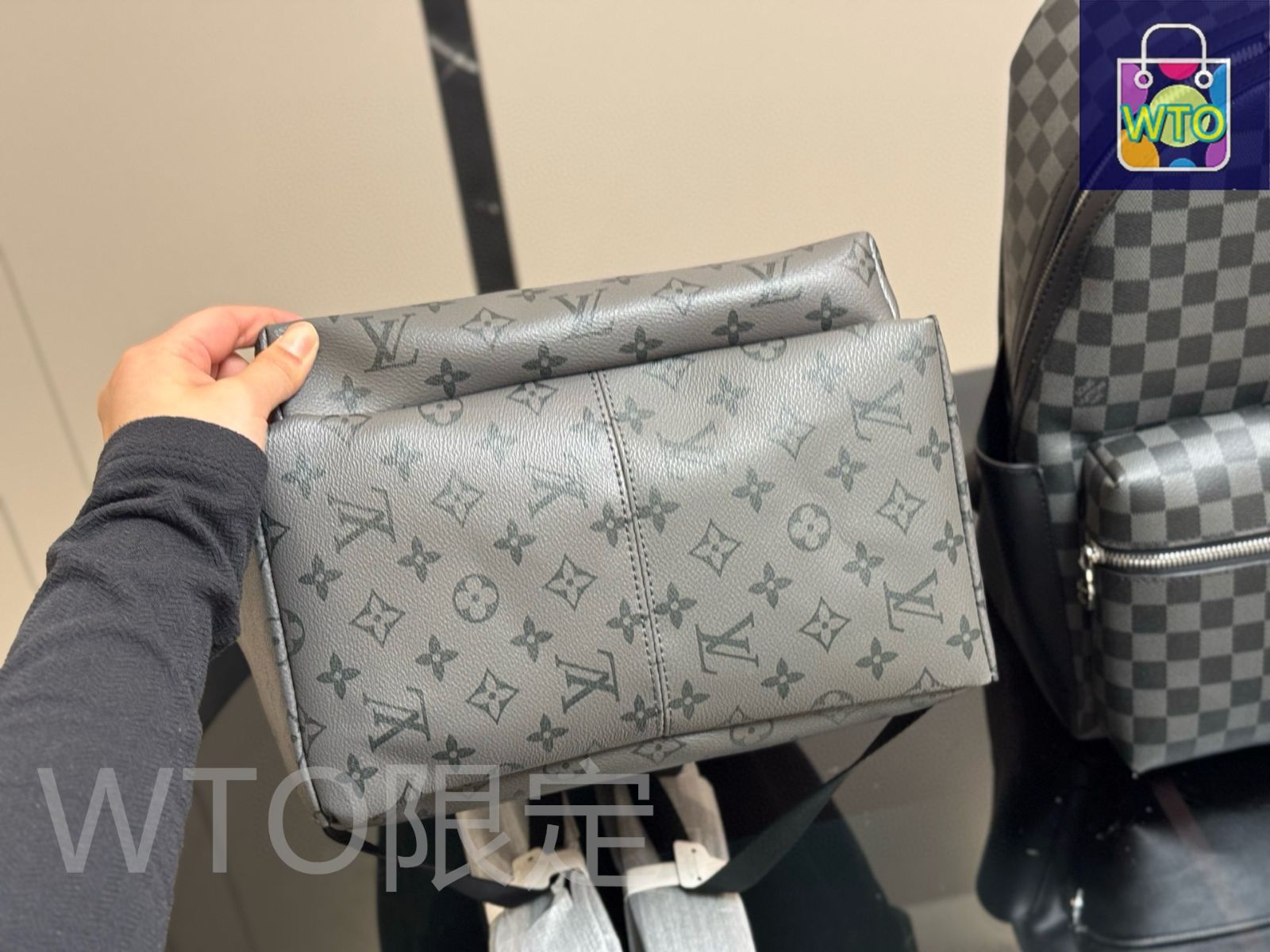 今日特価】Louis Vuitton ルイ・ヴィトン ディスカバリー