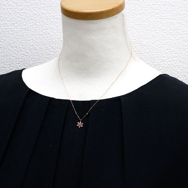 ホワイトトパーズ ペンダントネックレス